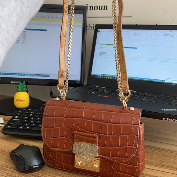 Sexy alviero crossbody bag - Picture 5 of 6